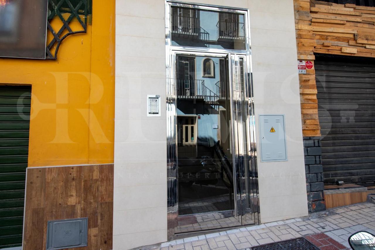 Large Apartment in the heart of Málaga Exterior foto