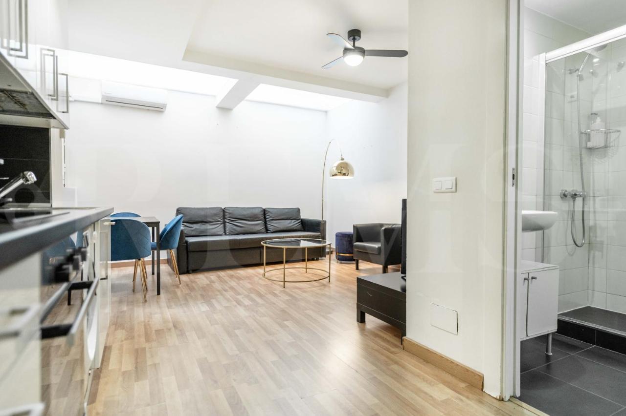 Large Apartment in the heart of Málaga Exterior foto